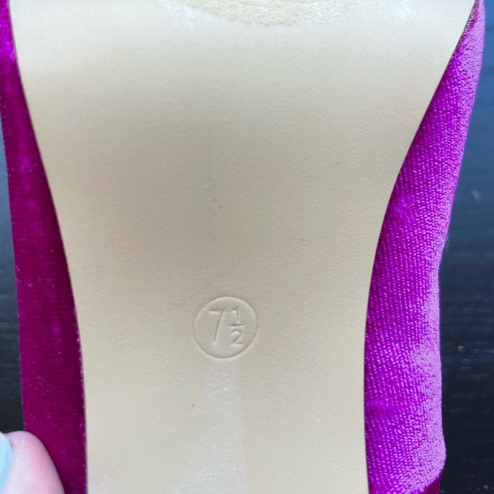 Women's Magenta Suede Pointed-Toe High Heels - Picture 5 of 6